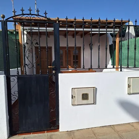 Playa Chica Appartement *